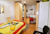 325m² building residential for sale in Elche, photo