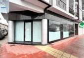 Local comercial
en venda
amb 396m² a Escalante foto