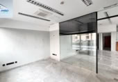 Local comercial
en venda
amb 396m² a Escalante foto