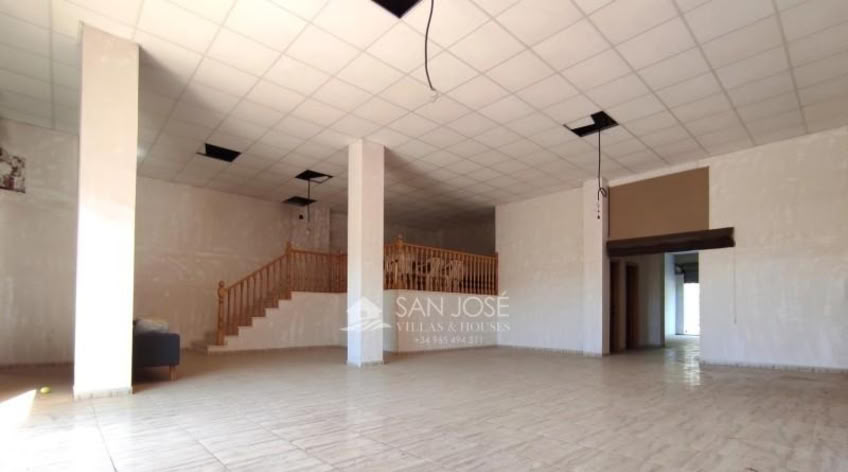 Local comercial