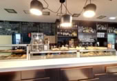 Cafetería en traspaso con 200m² en Oviedo foto