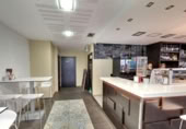 Cafetería en traspaso con 200m² en Oviedo foto