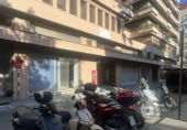 Local comercial en alquiler con 121m² en Granada foto