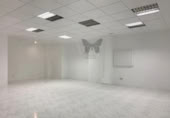 91m² commercial premises for sale in Oviedo, photo