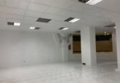 91m² commercial premises for sale in Oviedo, photo