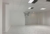 91m² commercial premises for sale in Oviedo, photo