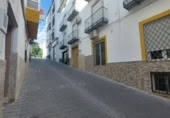 Local comercial en venta con 130m² en Quesada foto
