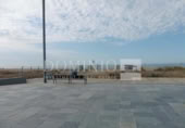Local comercial en venta con 600m² en Castelldefels foto