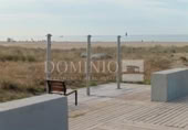 Local comercial en venta con 600m² en Castelldefels foto