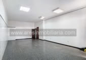 47m² commercial premises for sale in La Luisiana, photo