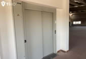 Local comercial Industrial en venta con 3700m² en Móstoles foto