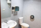 120m² locaux commerciaux pour vente à Albacete, photo