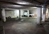 300m² commercial premises for sale in Pontevedra, photo