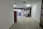 75m² commercial premises for sale in Gerona, photo