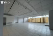 Local comercial
en venda
amb 740m² a Elx foto