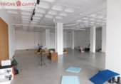 230m² commercial premises for sale in Pontevedra, photo