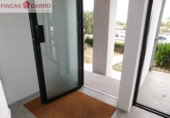 230m² commercial premises for sale in Pontevedra, photo