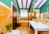 550m² bâtiment pour vente à Torrevieja, photo