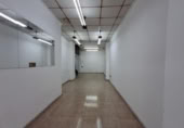 60m² commercial premises for sale in Oviedo, photo