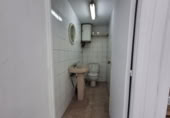 60m² commercial premises for sale in Oviedo, photo