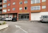 Local comercial en venta con 600m² en Puente Viesgo foto