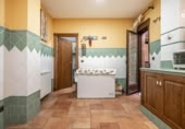 491m² bâtiment pour vente à Güéjar Sierra, photo