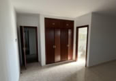 1092m² bâtiment pour vente à Frades, photo