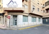 Local comercial en venta con 67m² en Aspe foto