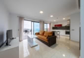 Edificio en venta con 7600m² en Mogán, Calle Tenerife foto