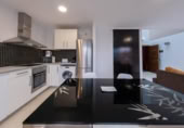 Edificio en venta con 7600m² en Mogán, Calle Tenerife foto