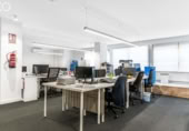 Oficina
en venda
amb 260m² a Madrid foto