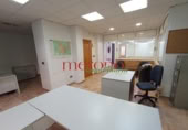 Local comercial
en venda
amb 235m² a Elx foto