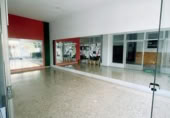 Local comercial
en venda
amb 490m² a Betxí foto