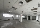 Local comercial
en lloguer
amb 270m² a Elx foto