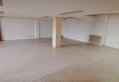 Local comercial en venta con 230m² en Sabiñánigo foto