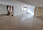 Local comercial en venta con 230m² en Sabiñánigo foto