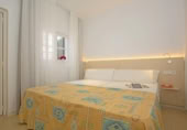  hotel for sale in Castelldefels, Avinguda de Castelldefels photo