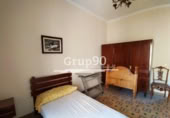 505m² building for sale in Lérida, photo
