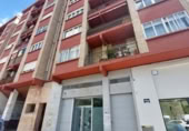 Local comercial en venta en Vitoria foto