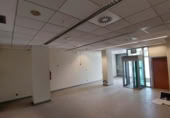 Local comercial en venta en Vitoria foto