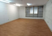 145m² locaux commerciaux pour vente à Baracaldo, photo
