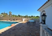 Bar en venta con 520m² en Estepona foto
