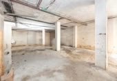179m² commercial premises for sale in Granada, in the area of Albayda, Calle Malagueña photo