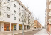 87m² locaux commerciaux pour vente à Egüés, Calle Bárdenas Reales photo