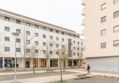 87m² locaux commerciaux pour vente à Egüés, Calle Bárdenas Reales photo