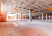 Local comercial en venta con 2075m² en Manises, V-11 foto