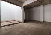 Local comercial en venta con 150m² en Granada, en la zona de Barrio de la Duquesa, Calle Duquesa foto