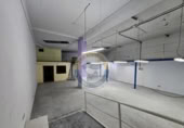 Local comercial en venta con 300m² en Vigo, en la zona de Vigo, avda. de camelias foto