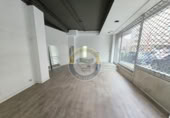 Local comercial en venta con 300m² en Vigo, en la zona de Vigo, avda. de camelias foto