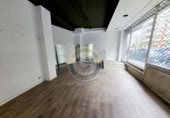 Local comercial en venta con 300m² en Vigo, en la zona de Vigo, avda. de camelias foto